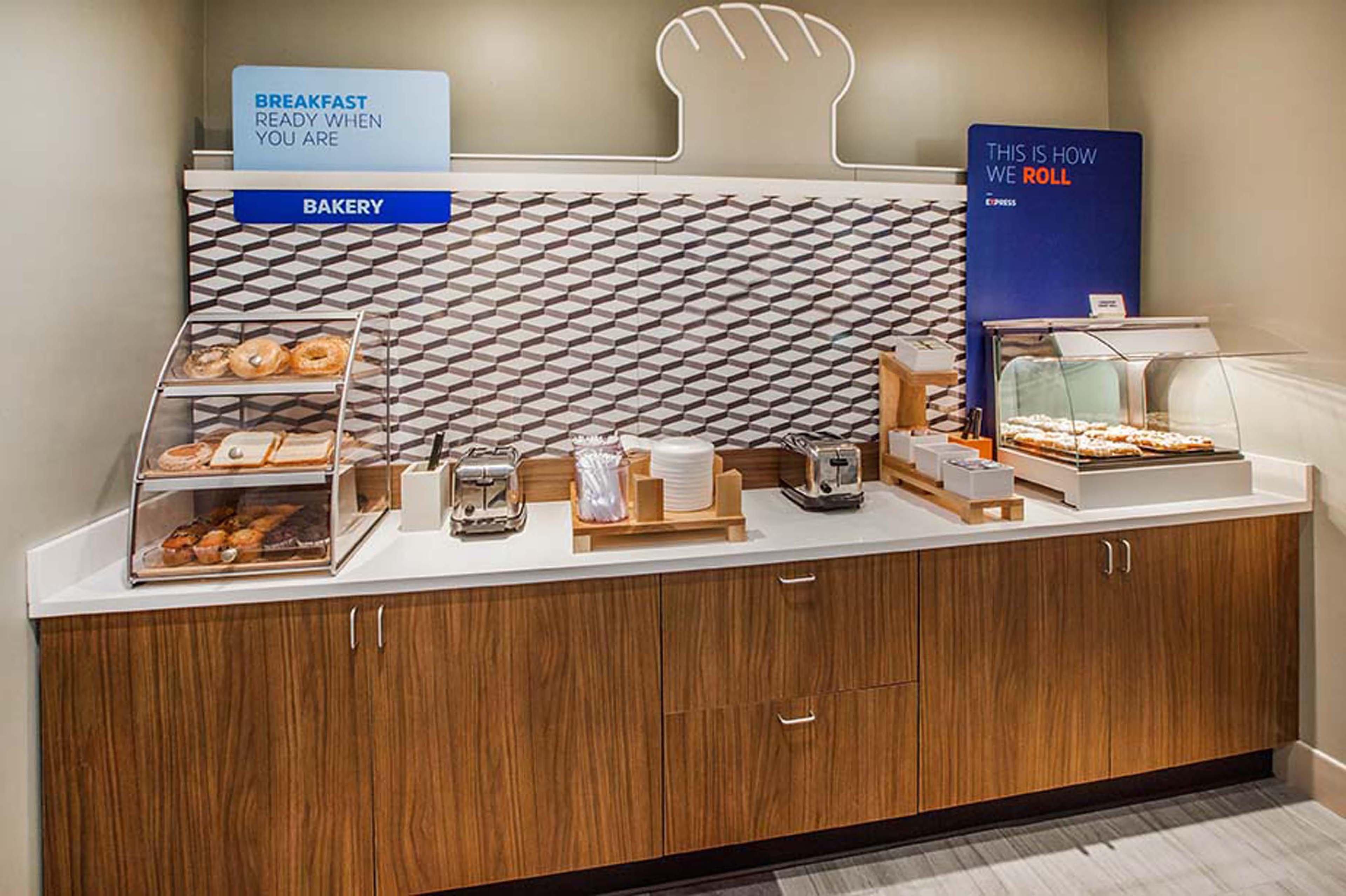 Holiday Inn Express Hotel & Suites Barstow By Ihg Buitenkant foto