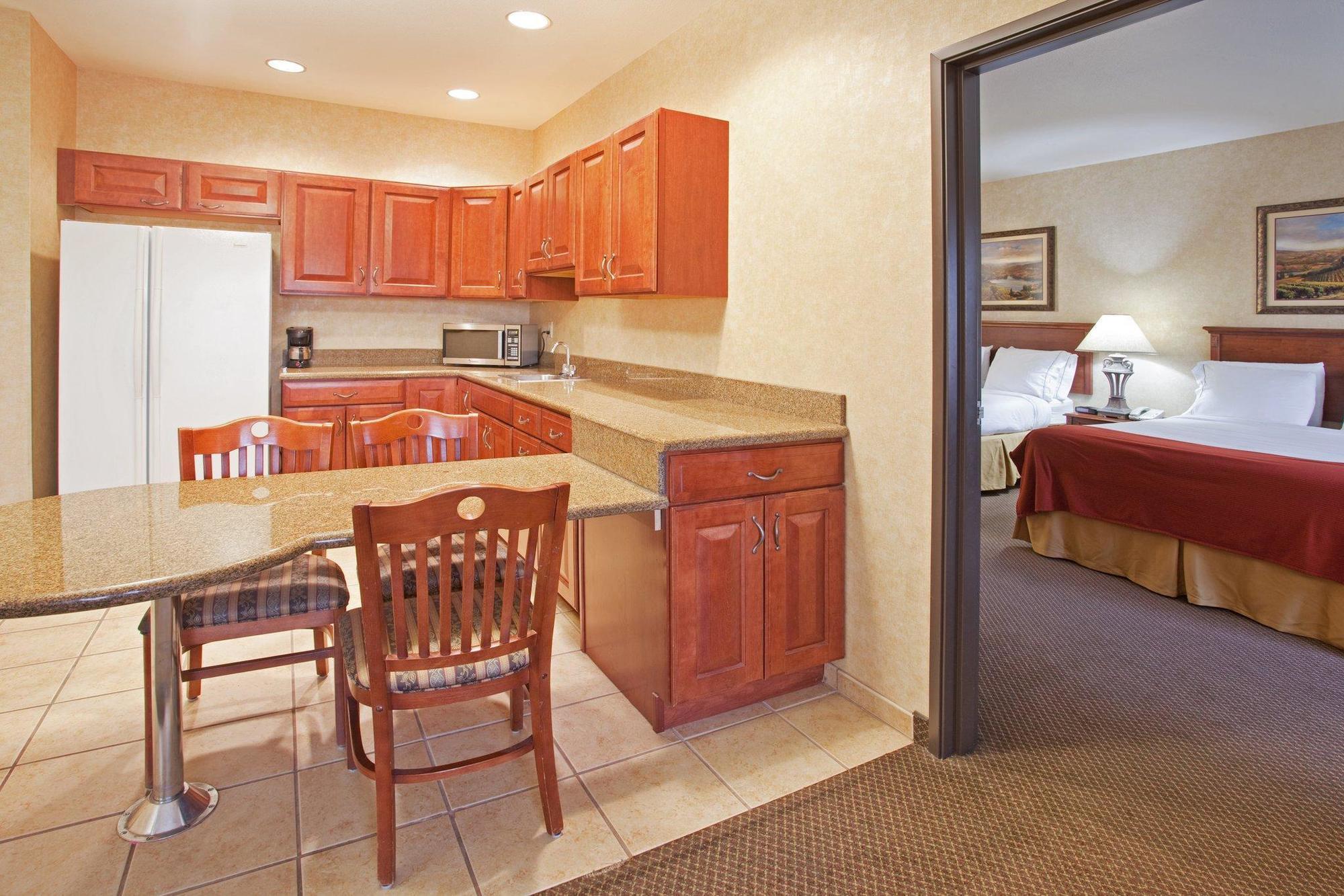 Holiday Inn Express Hotel & Suites Barstow By Ihg Buitenkant foto