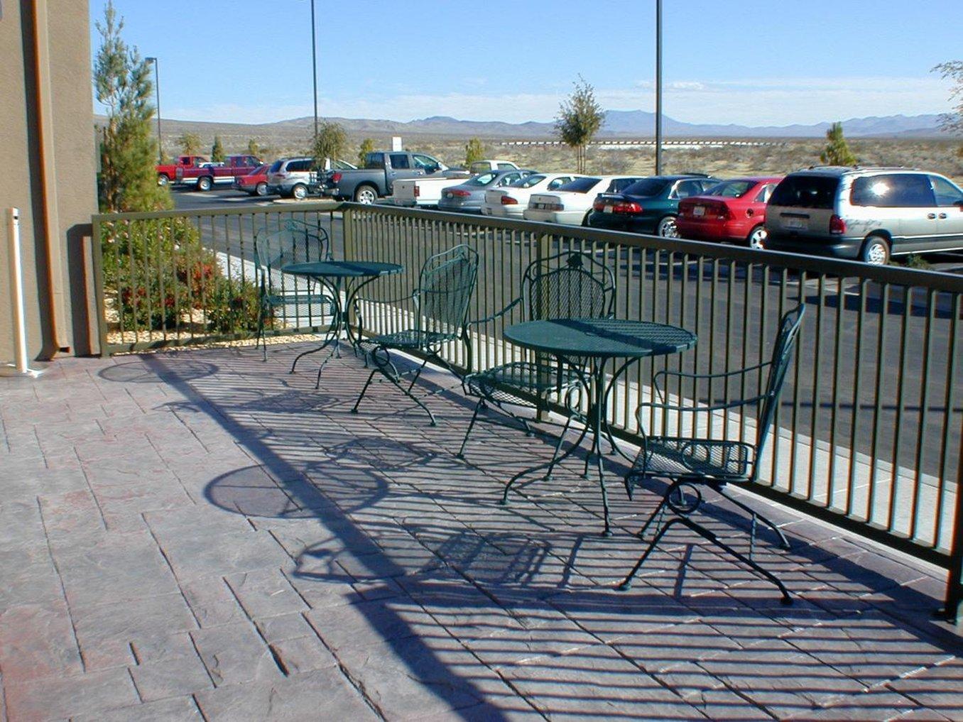 Holiday Inn Express Hotel & Suites Barstow By Ihg Buitenkant foto