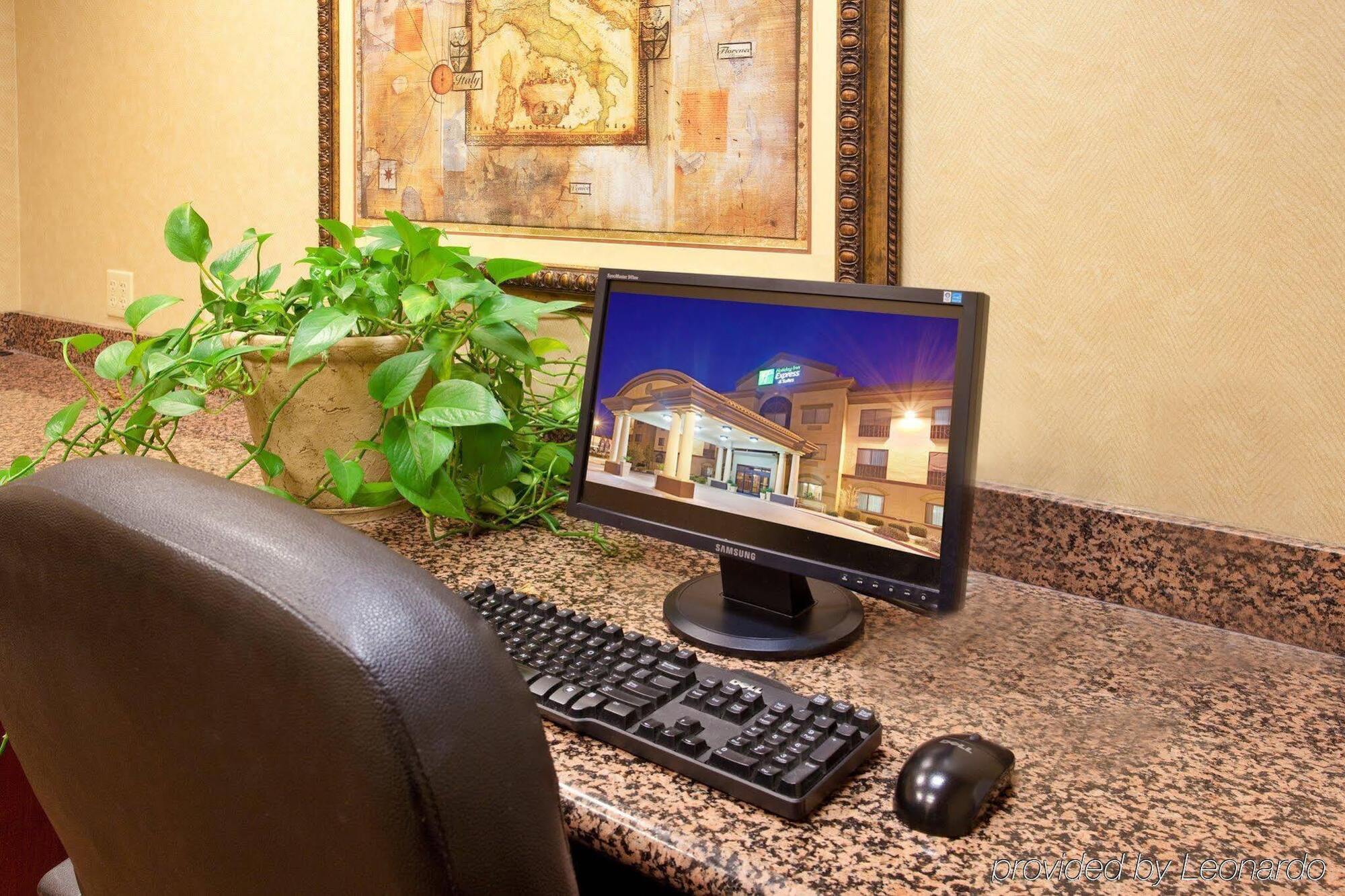 Holiday Inn Express Hotel & Suites Barstow By Ihg Buitenkant foto